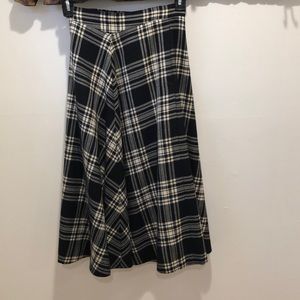 WOOL plaid high waisted, skirt with zipper size 6